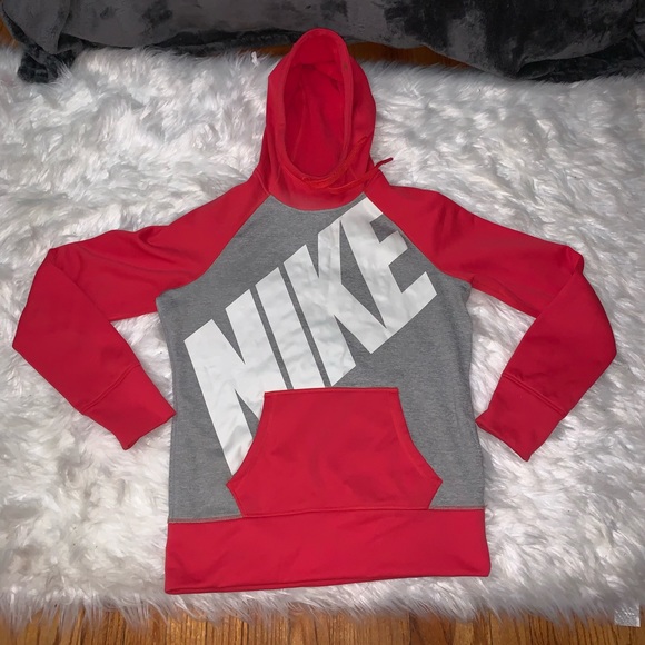 Nike two toned sweater for women - Picture 2 of 4